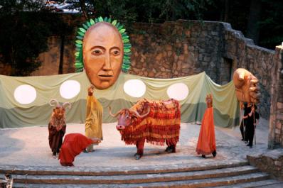 A Puppet Intervention